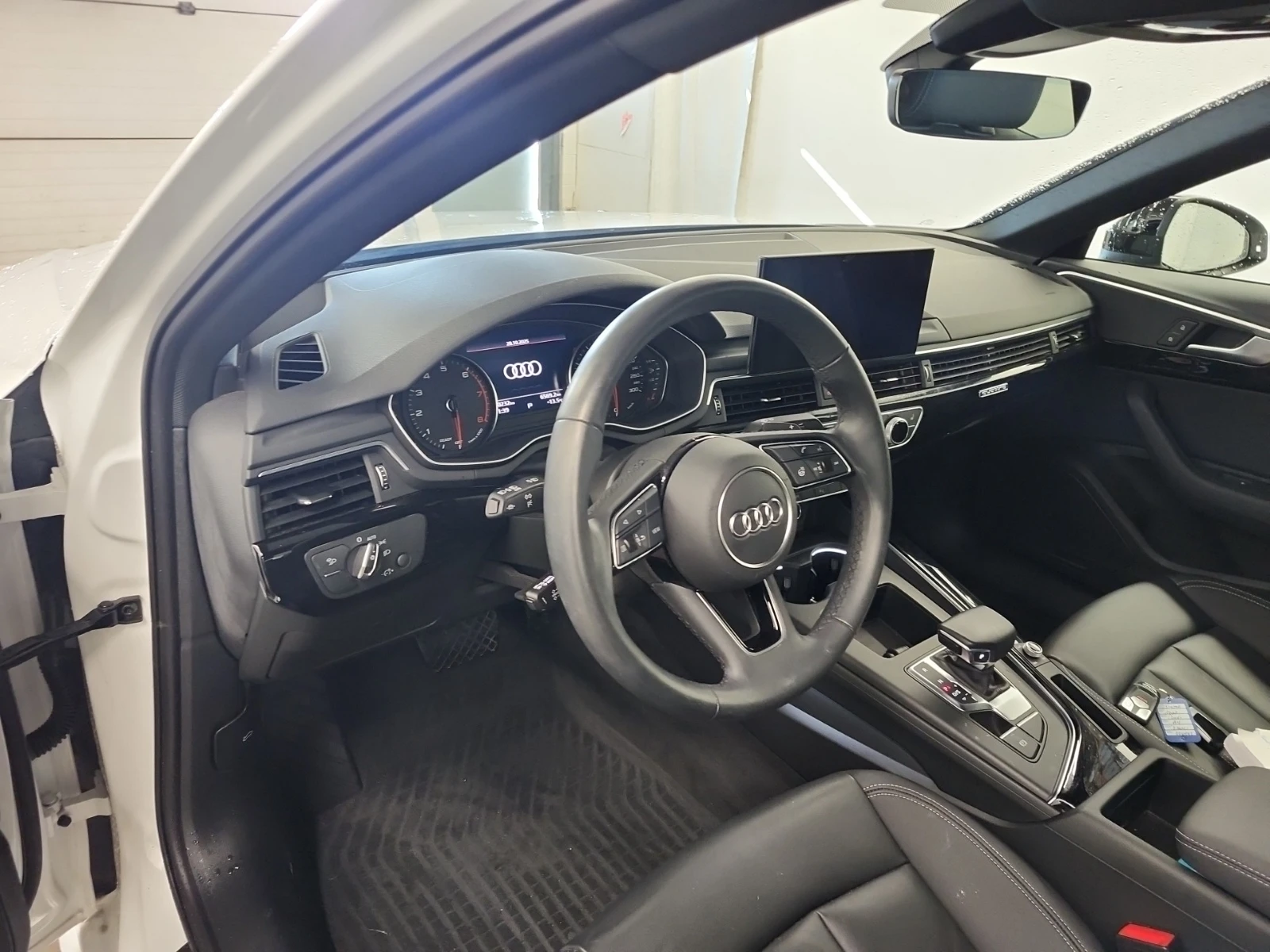 Audi A4 * CARFAX *    | Mobile.bg   7