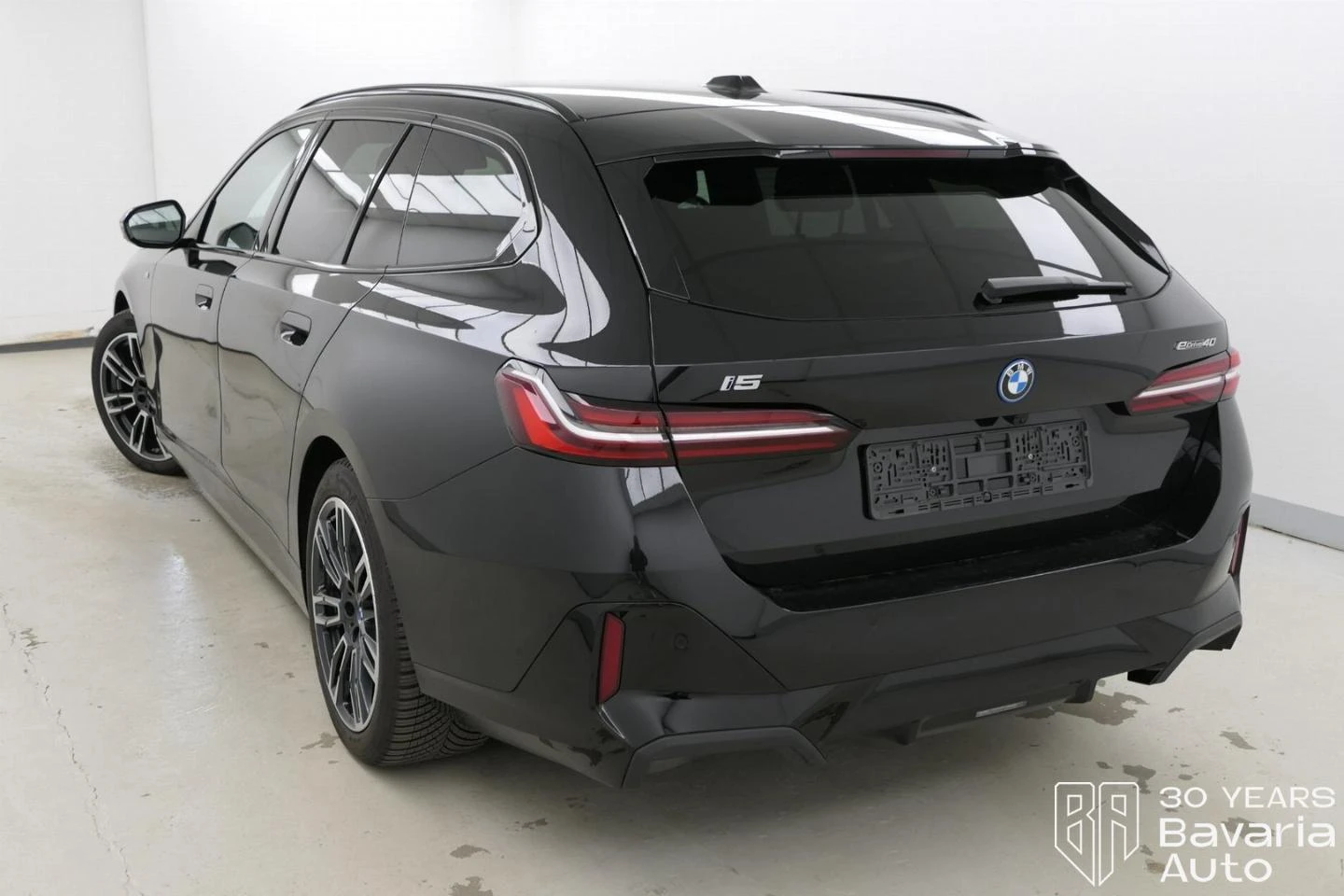 BMW i5  40 eDrive Touring M Sport Paket Steptronic | Mobile.bg   2