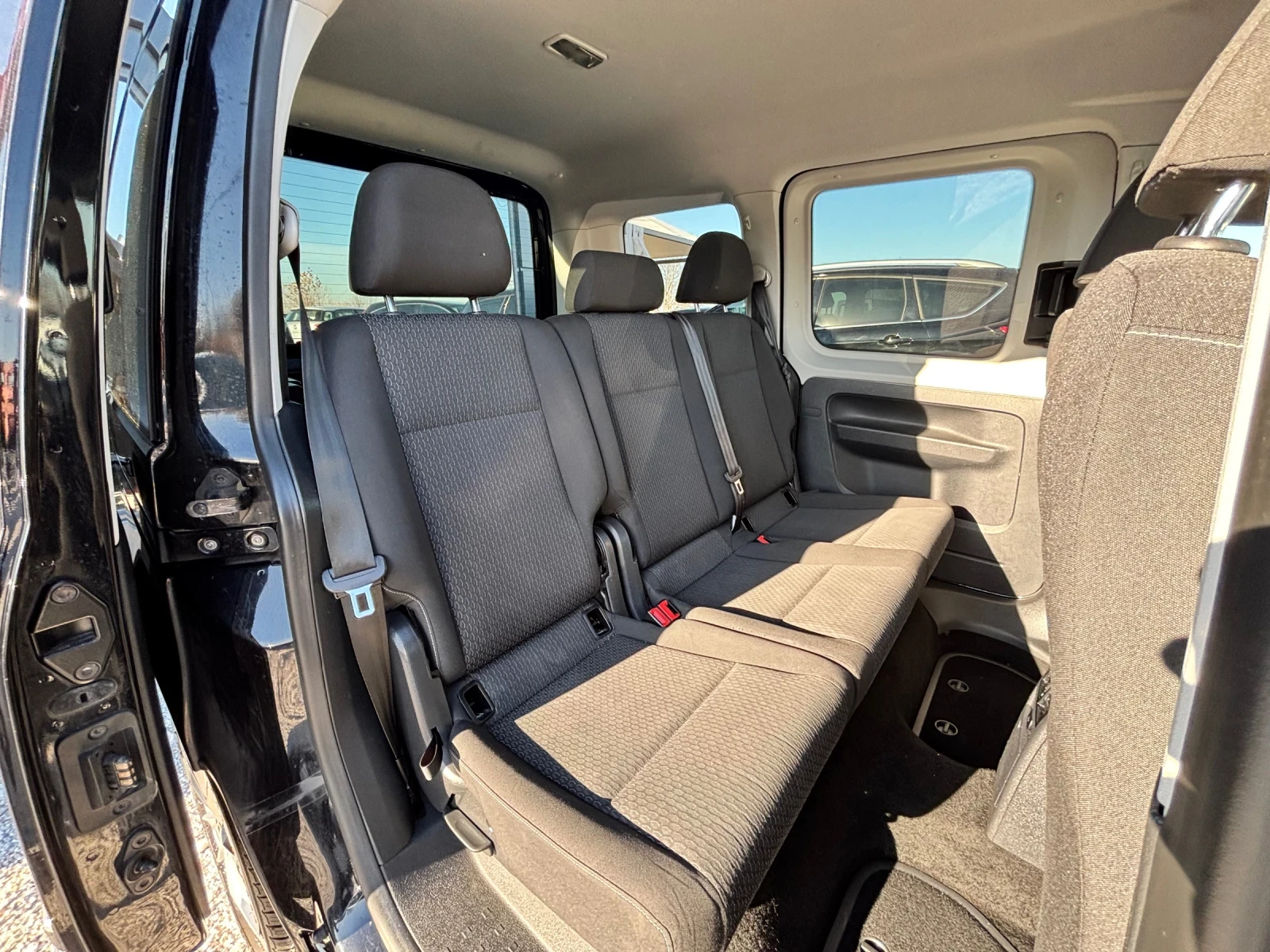 VW Caddy 2.0TDI/BLUEMOTION/ПАРКТРОНИК/EURO6b - изображение 6