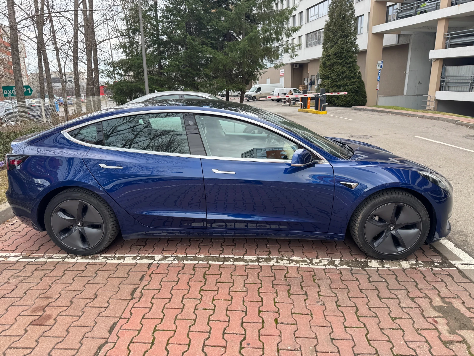 Tesla Model 3 Long Range 4x4 ���������� | Mobile.bg � ����������� 3