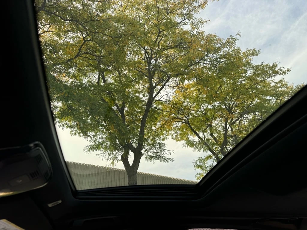 BMW 550 M550i xDrive  CARFAX | Mobile.bg � ����������� 17