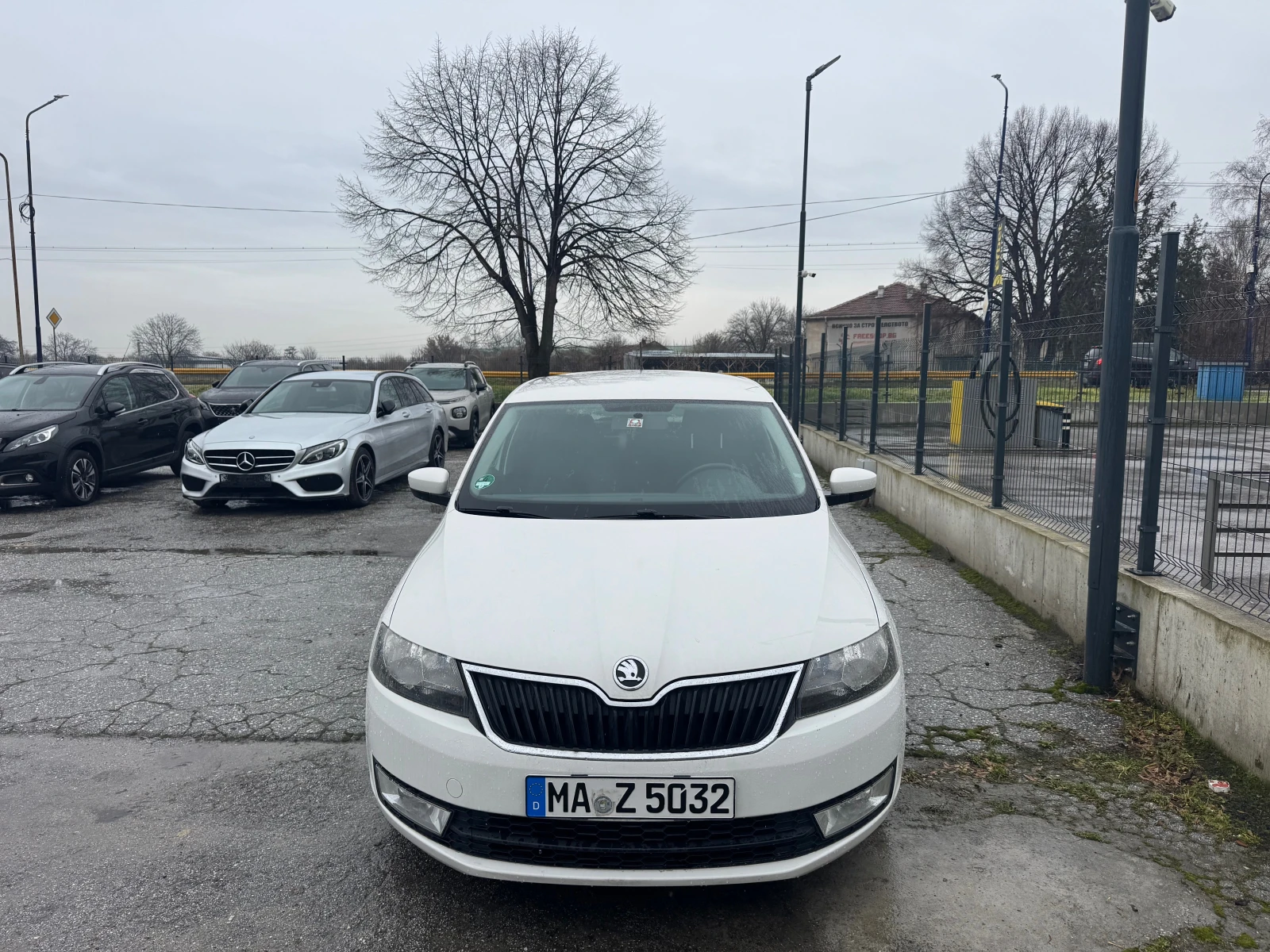 Skoda Rapid 1.6 TDI 90kc - изображение 2