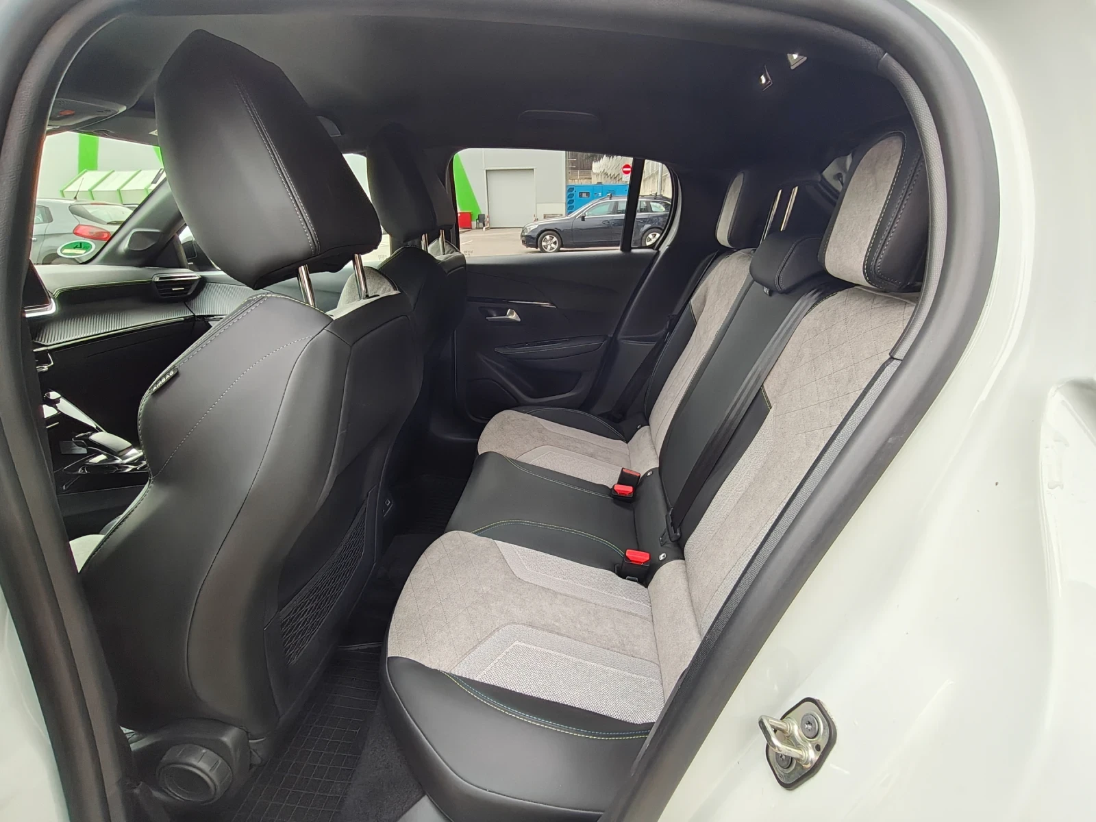 Peugeot 208 Gt 16хил.км - изображение 9