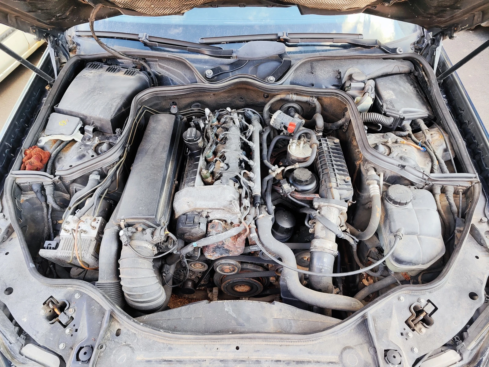 Mercedes-Benz E 220 2.2CDI 5Gtron, снимка 5 - Автомобили и джипове - 53757503