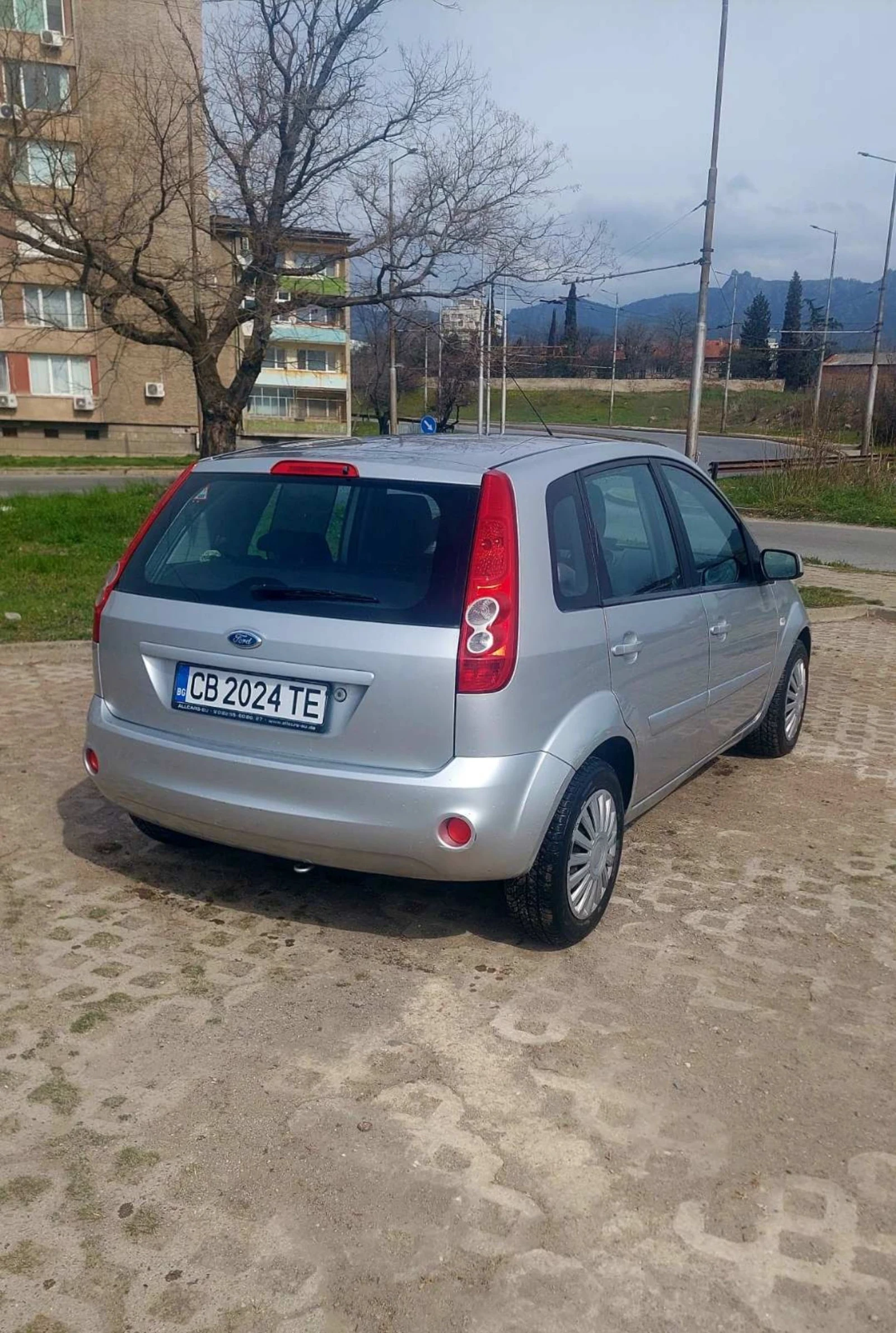 Ford Fiesta газ, снимка 4 - Автомобили и джипове - 53927281