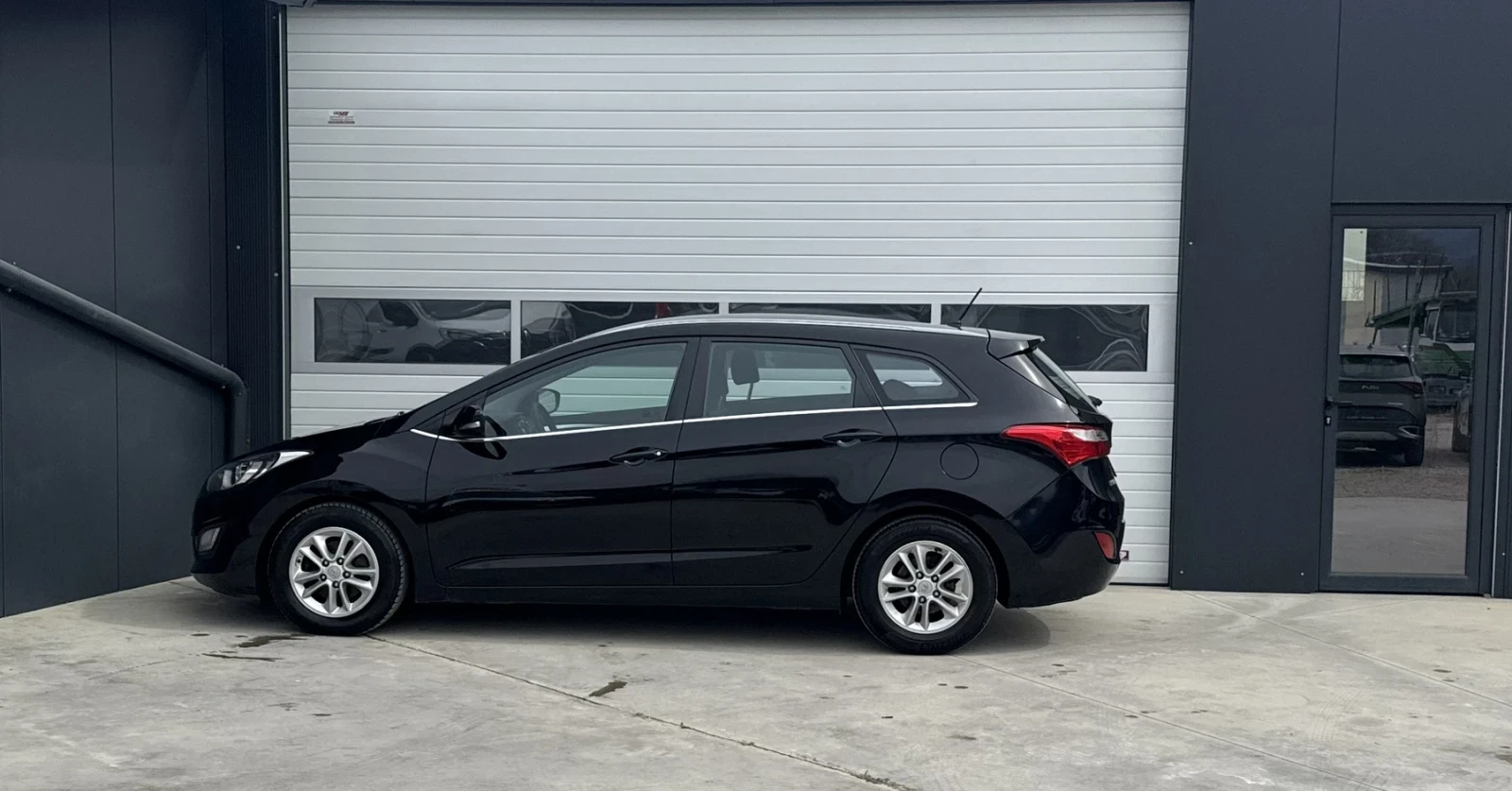 Hyundai I30, снимка 4 - Автомобили и джипове - 53929833