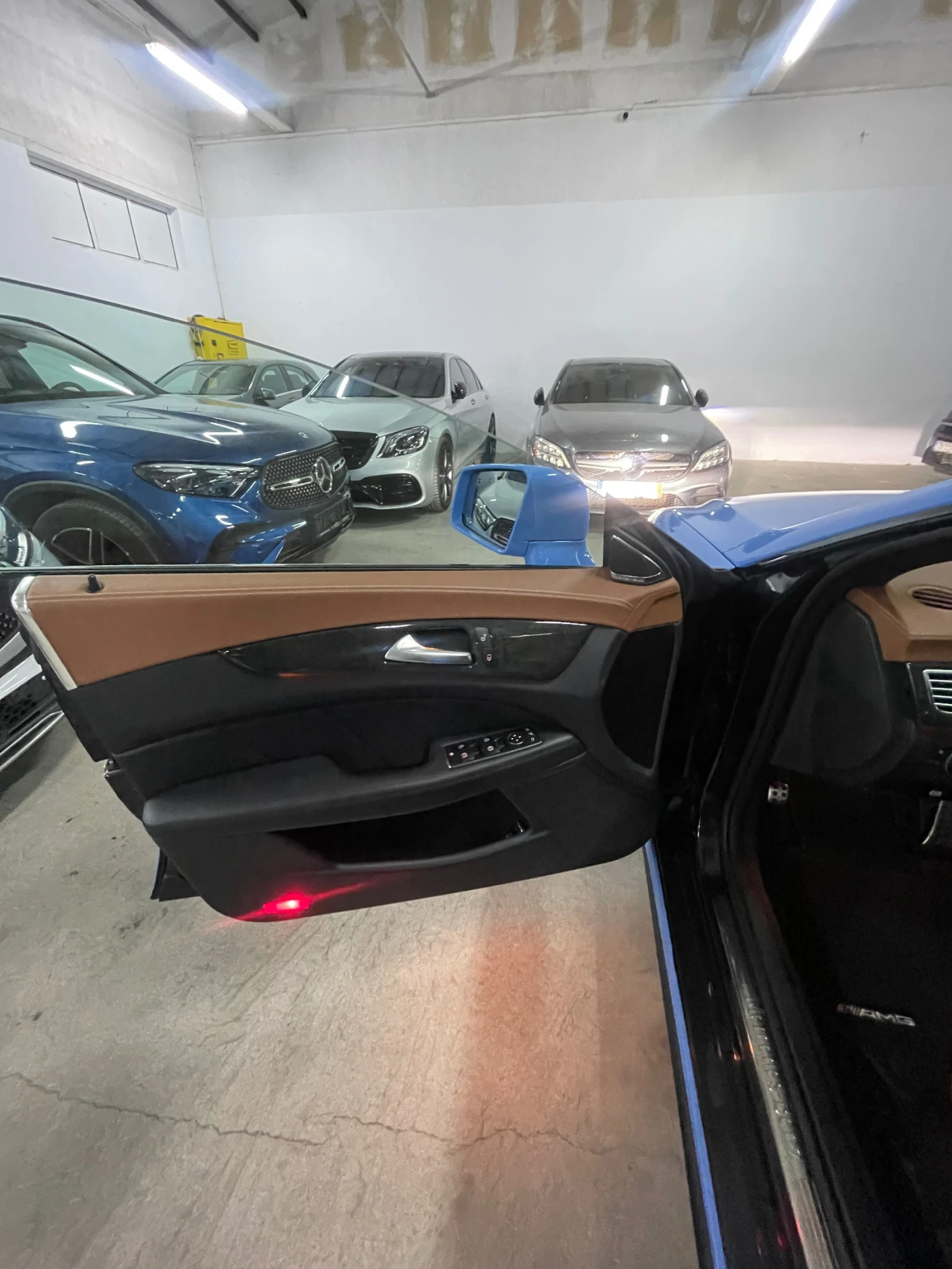 Mercedes-Benz CLS 350 CDI/AMG/4mat/harman/kardon/подгрев/Дистр/ТОП!!!, снимка 15 - Автомобили и джипове - 53953940