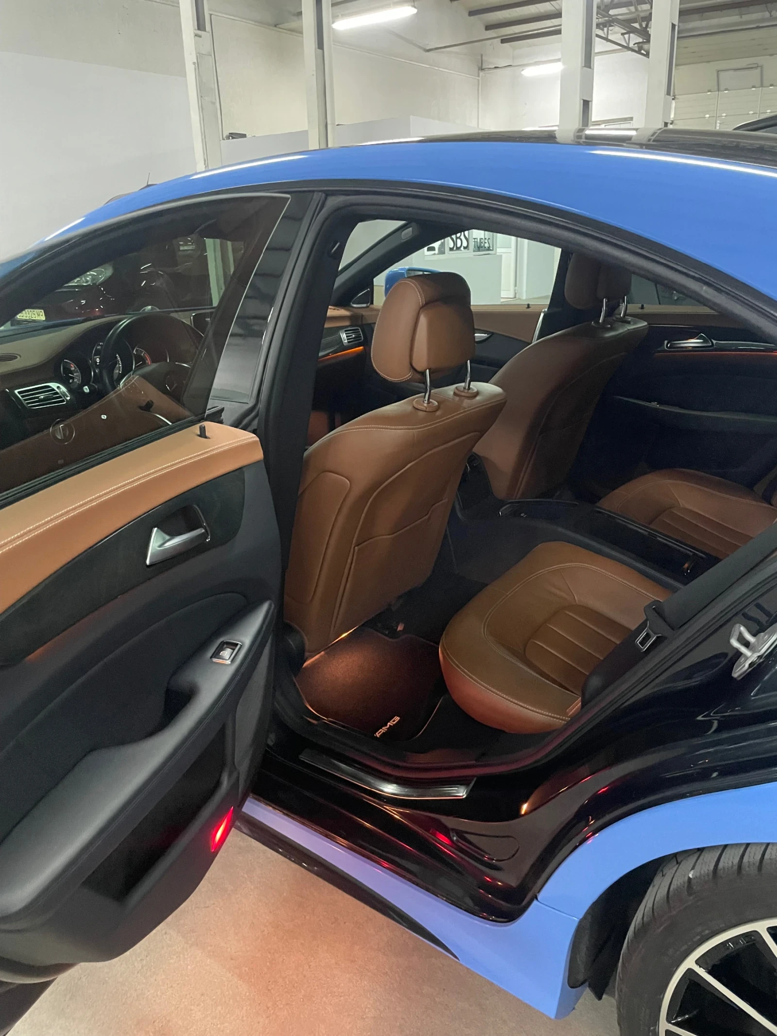 Mercedes-Benz CLS 350 CDI/AMG/4mat/harman/kardon/подгрев/Дистр/ТОП!!!, снимка 16 - Автомобили и джипове - 53953940