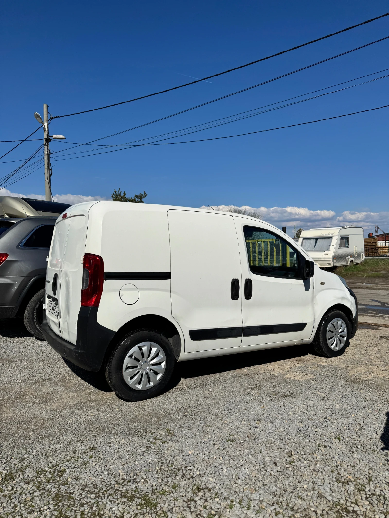 Fiat Fiorino Товарен/ Икономичен , снимка 3 - Автомобили и джипове - 54098912