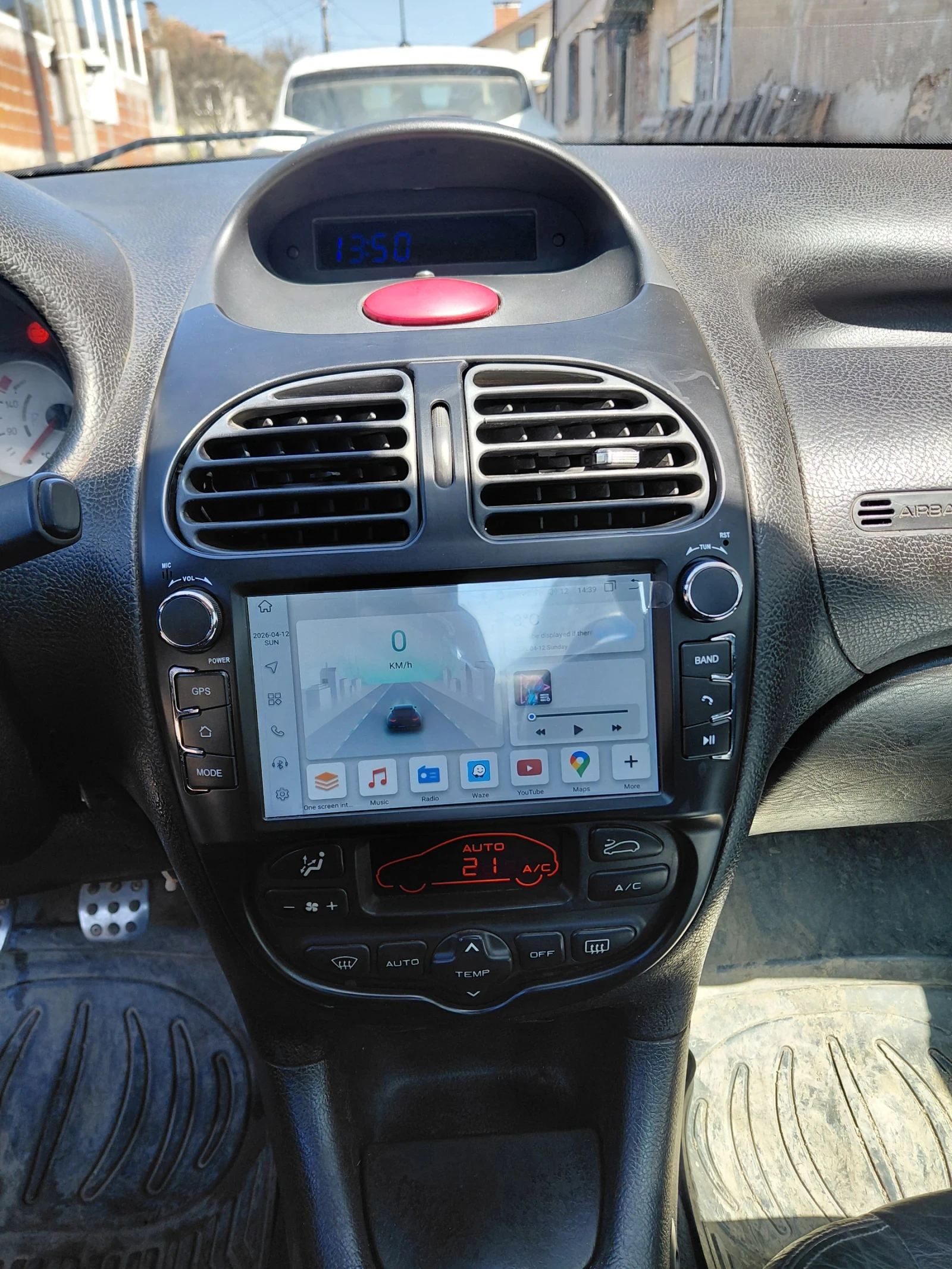 Peugeot 206, снимка 12 - Автомобили и джипове - 54183304