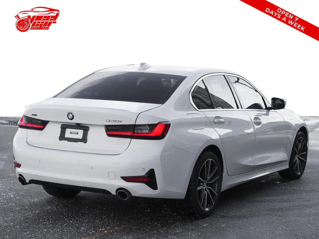 BMW 330 i xDrive AWD, снимка 5 - Автомобили и джипове - 54260551