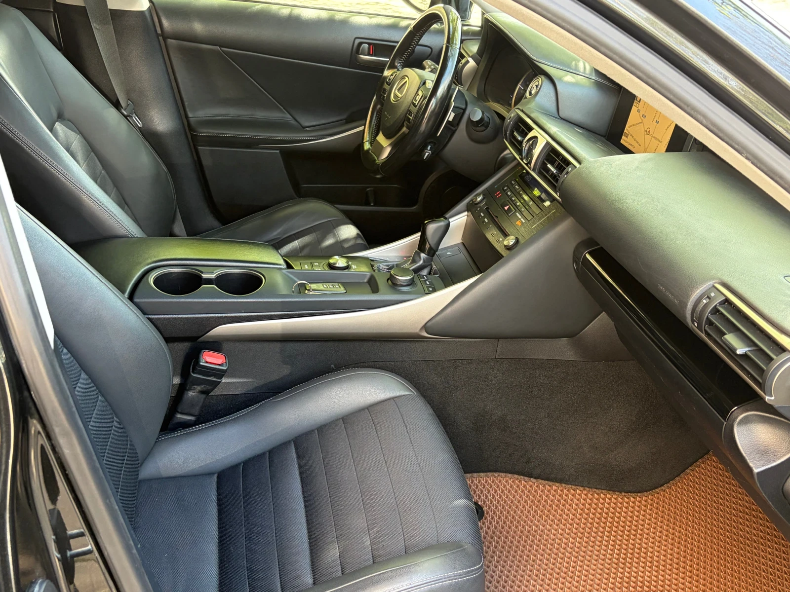 Lexus IS 300 hybrid | Mobile.bg � ����������� 10