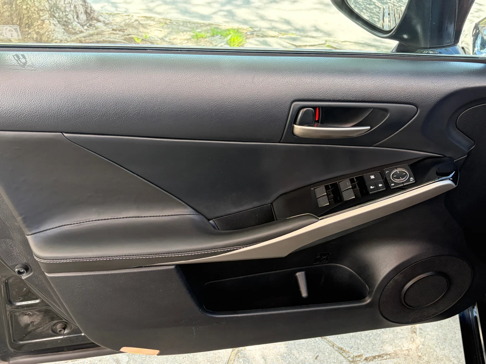 Lexus IS 300 hybrid | Mobile.bg � ����������� 14