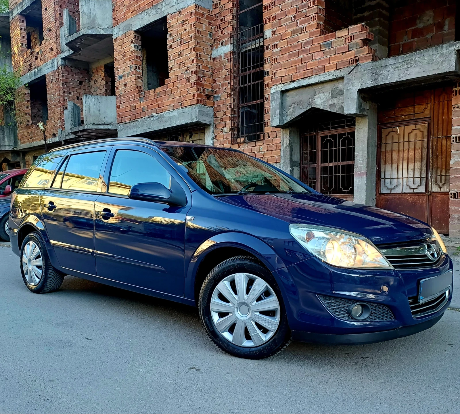 Opel Astra 1.6i, 116кс, Euro4, фейслифт, 1 собственик
