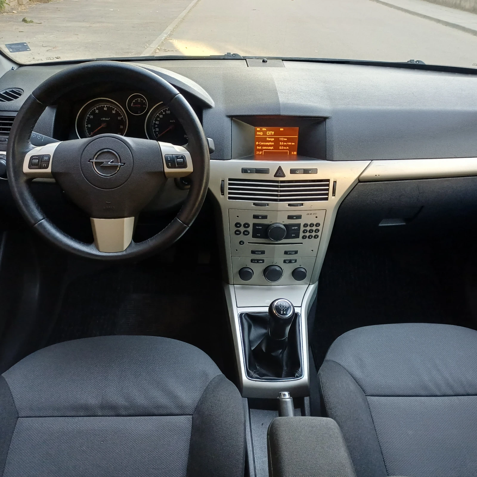 Opel Astra 1.6i, 116кс, Euro4, фейслифт, снимка 10 - Автомобили и джипове - 54316067