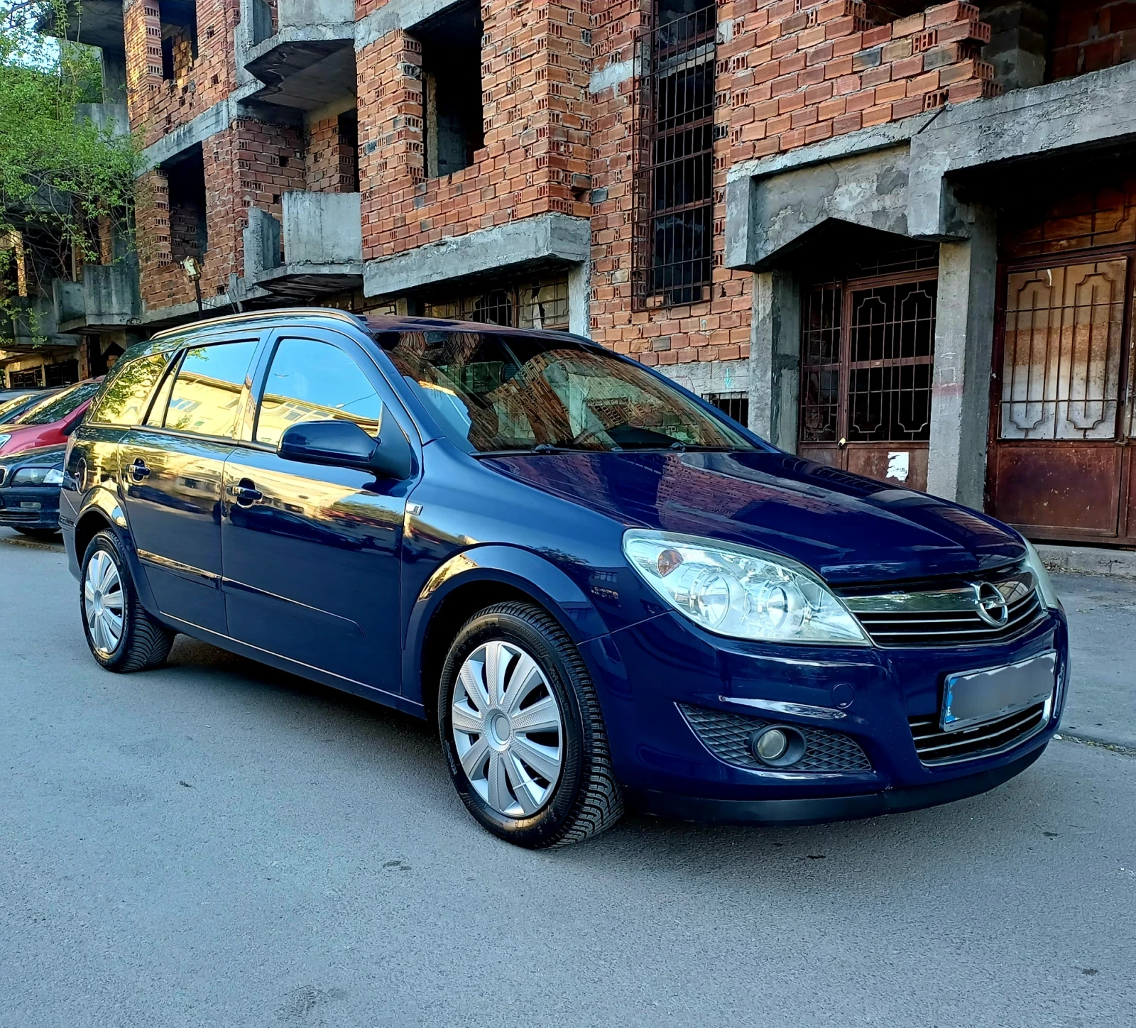 Opel Astra 1.6i, 116кс, Euro4, фейслифт, снимка 8 - Автомобили и джипове - 54316067