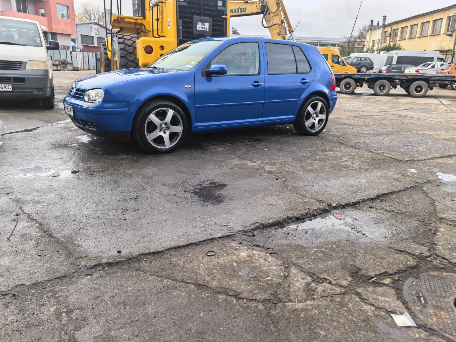 VW Golf, снимка 2 - Автомобили и джипове - 54395908