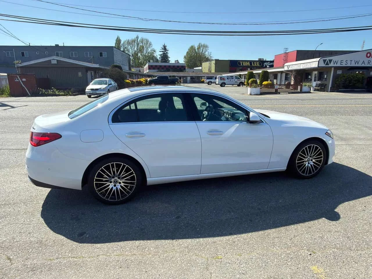 Mercedes-Benz C 300 4matic * CARFAX * Без инциденти * 360 камера * , снимка 5 - Автомобили и джипове - 54396048