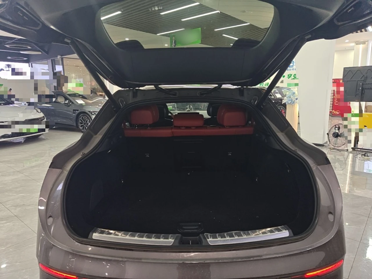 Zeekr 001 007GT RWD Intelligent Driving Version 75 kWh, снимка 16 - Автомобили и джипове - 54560134
