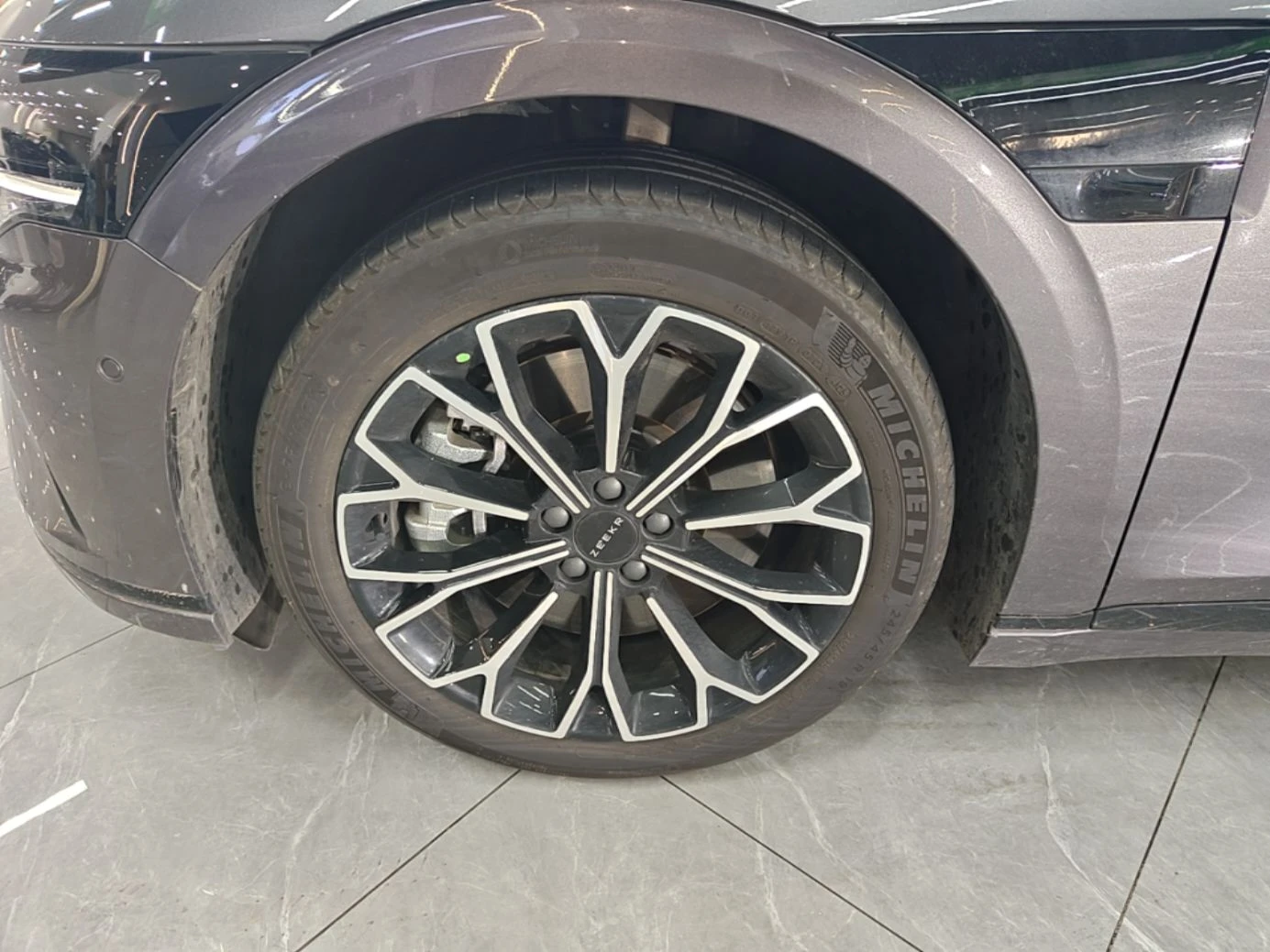 Zeekr 001 007GT RWD Intelligent Driving Version 75 kWh, снимка 9 - Автомобили и джипове - 54560134