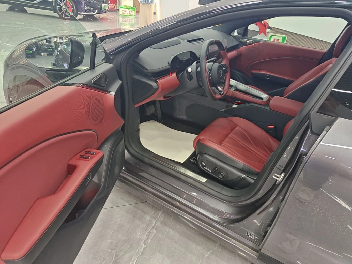 Zeekr 001 007GT RWD Intelligent Driving Version 75 kWh, снимка 10 - Автомобили и джипове - 54560134