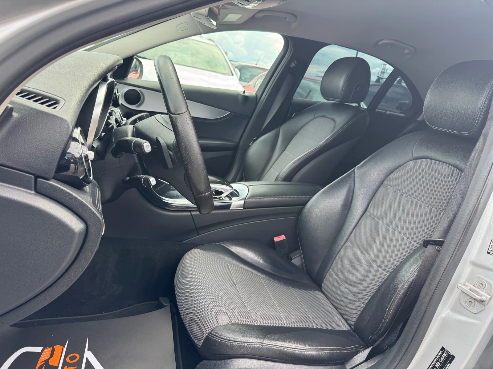 Mercedes-Benz C 250 4Matic/LED/Navi, снимка 6 - Автомобили и джипове - 54658700