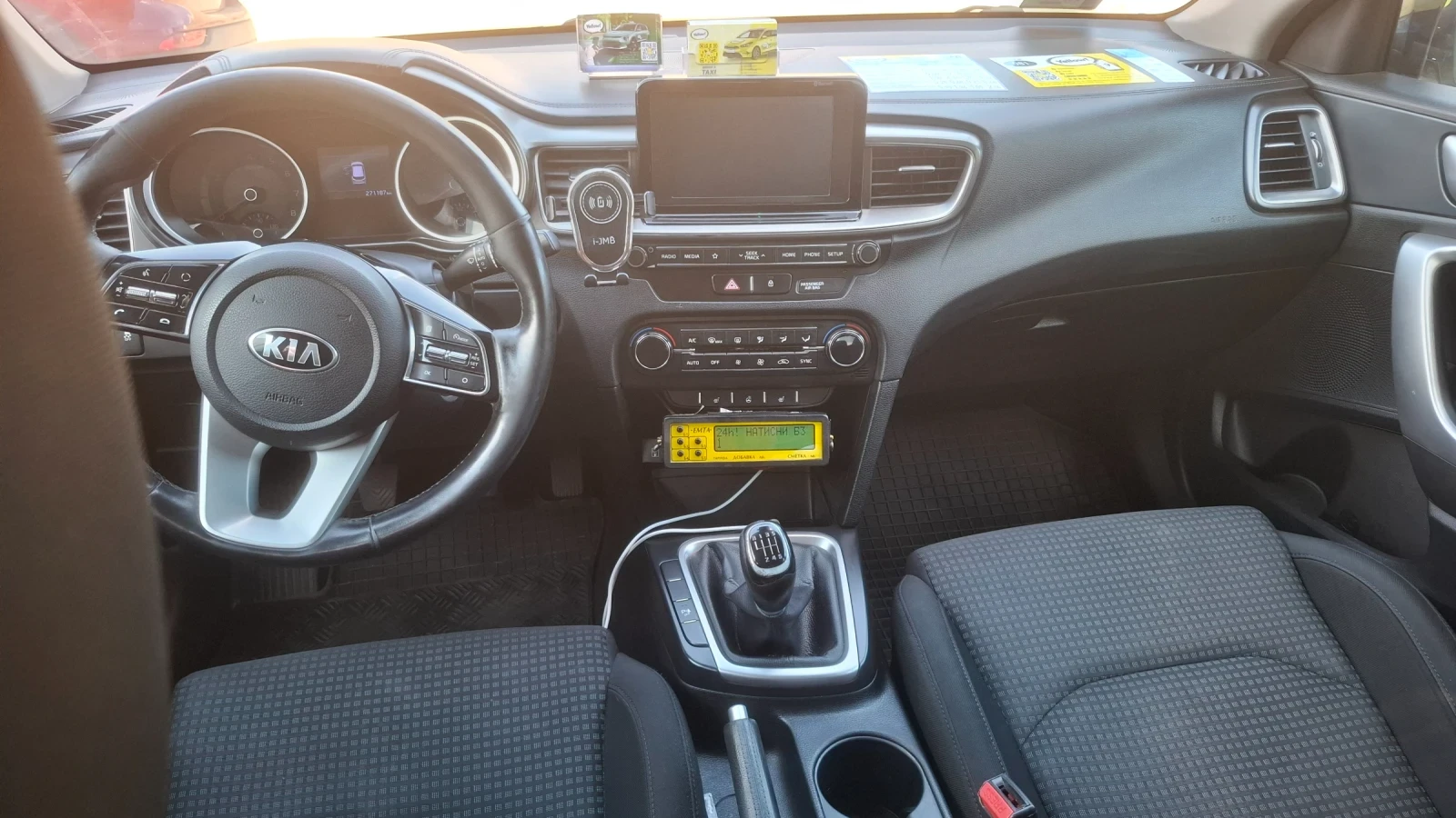 Kia Ceed Такси, снимка 4 - Автомобили и джипове - 54717832