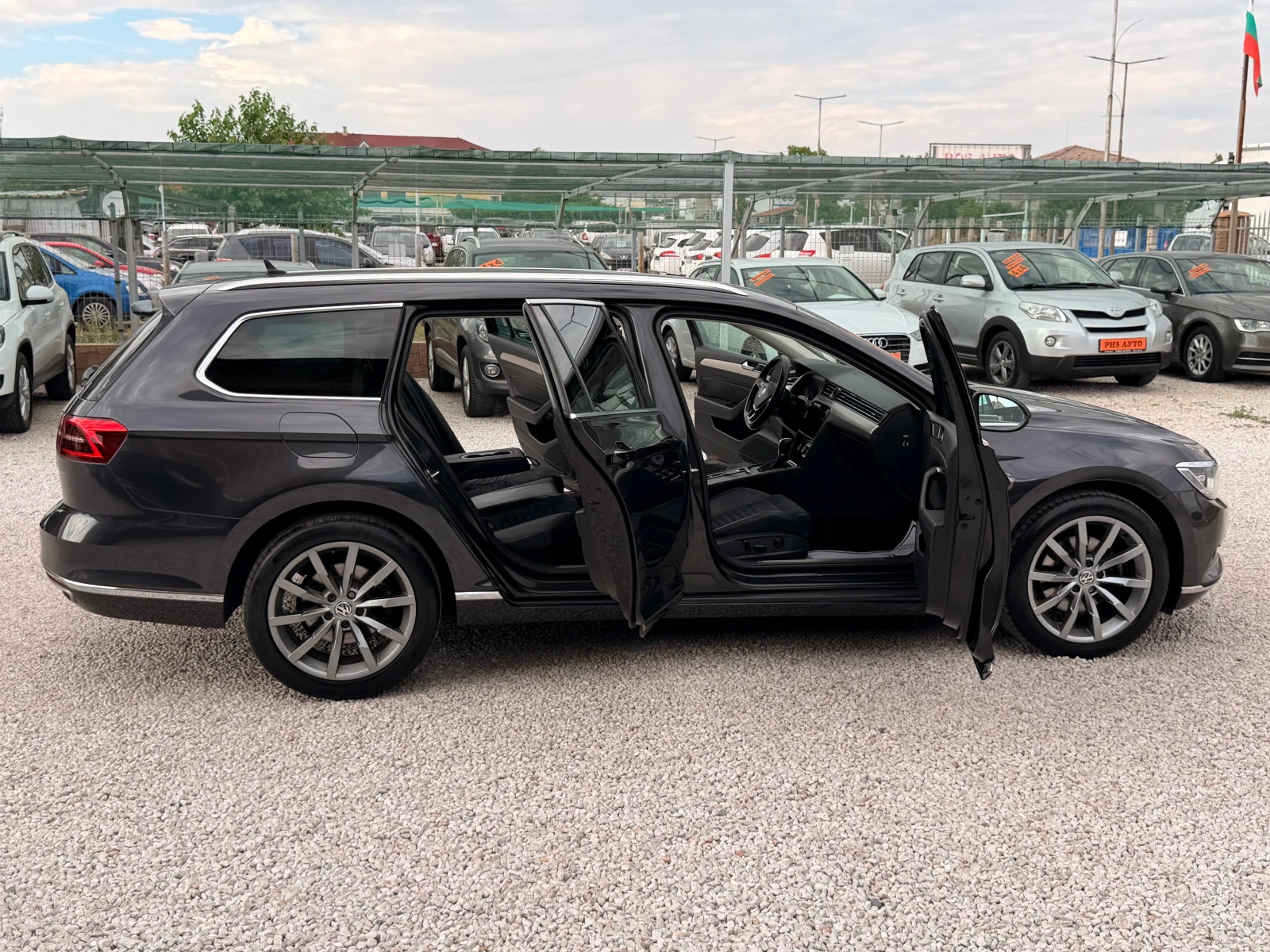 VW Passat 2.0TDI* 190ks* 360 CAMERA* NAVI* KEYLESS* FULЛИЗИН, снимка 6 - Автомобили и джипове - 55147887