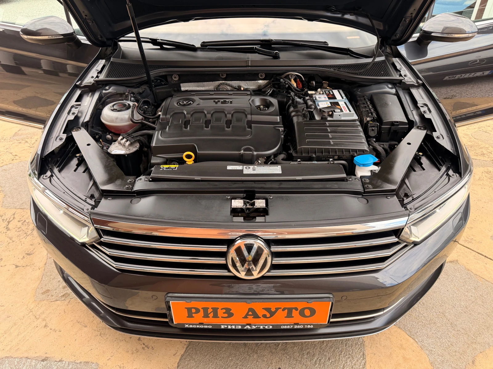 VW Passat 2.0TDI* 190ks* 360 CAMERA* NAVI* KEYLESS* FULЛИЗИН, снимка 17 - Автомобили и джипове - 55147887