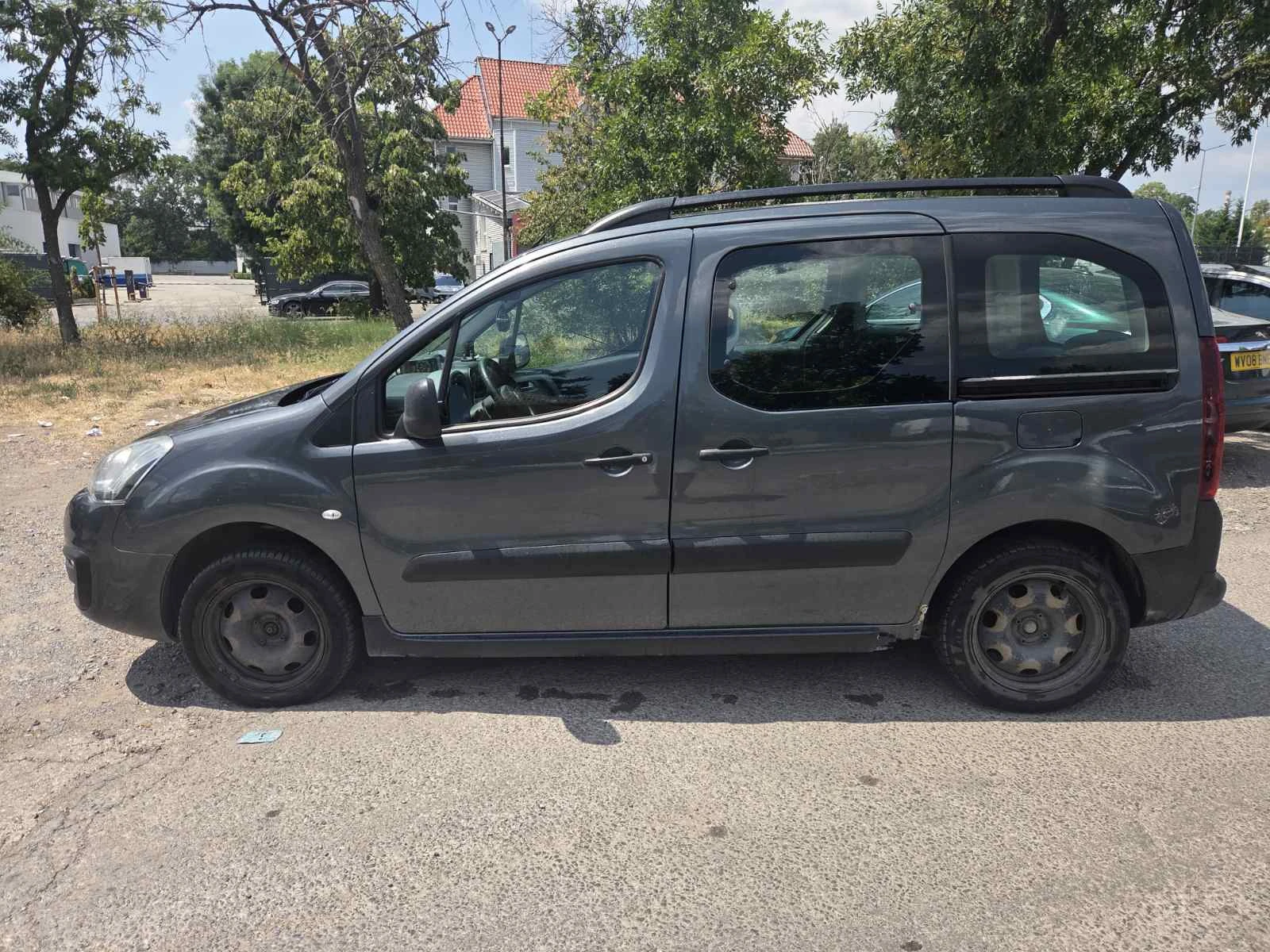 Citroen Berlingo, снимка 10 - Автомобили и джипове - 55617633