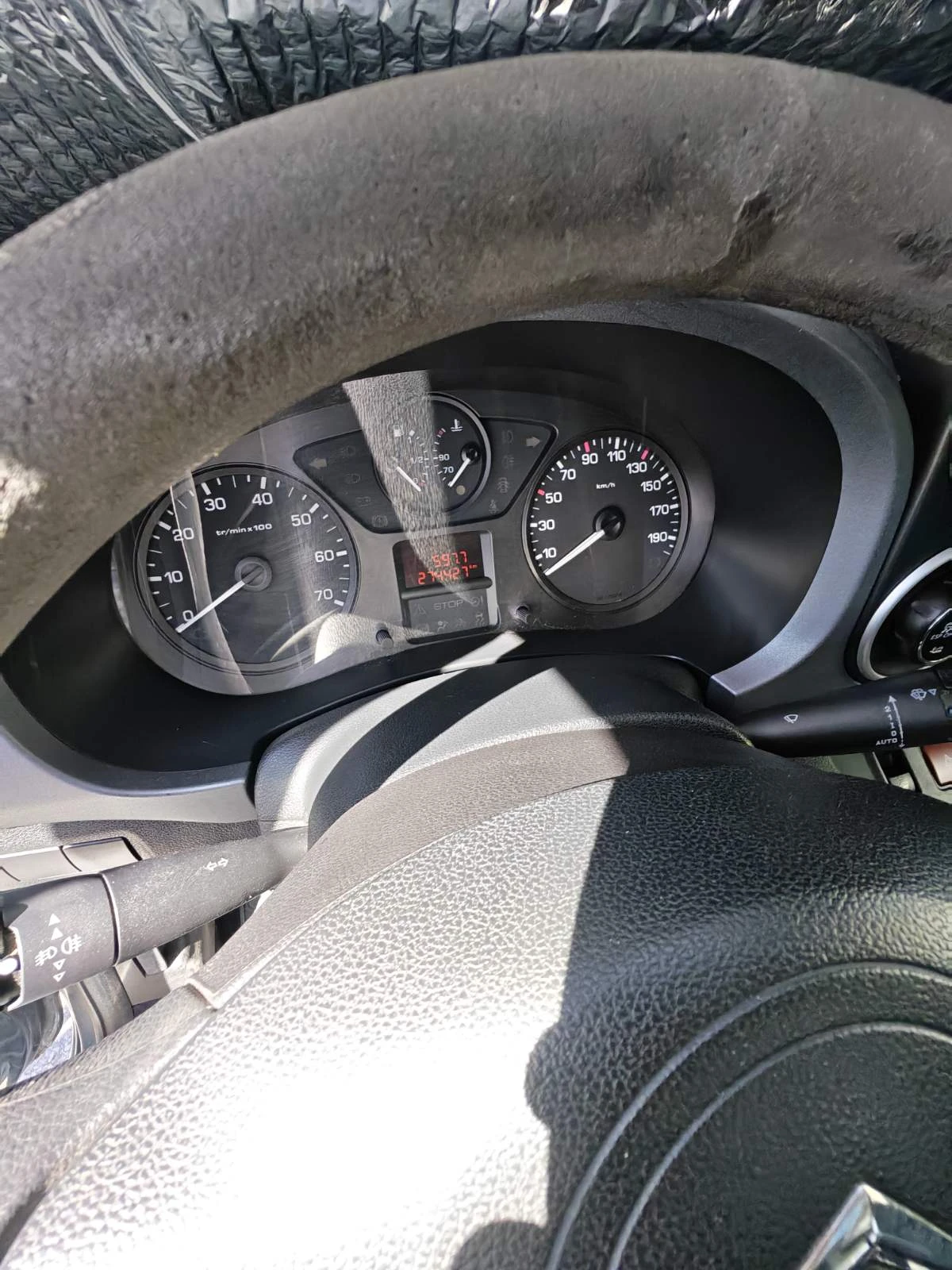 Citroen Berlingo 1.6HDi XTR  , снимка 8 - Автомобили и джипове - 56119419