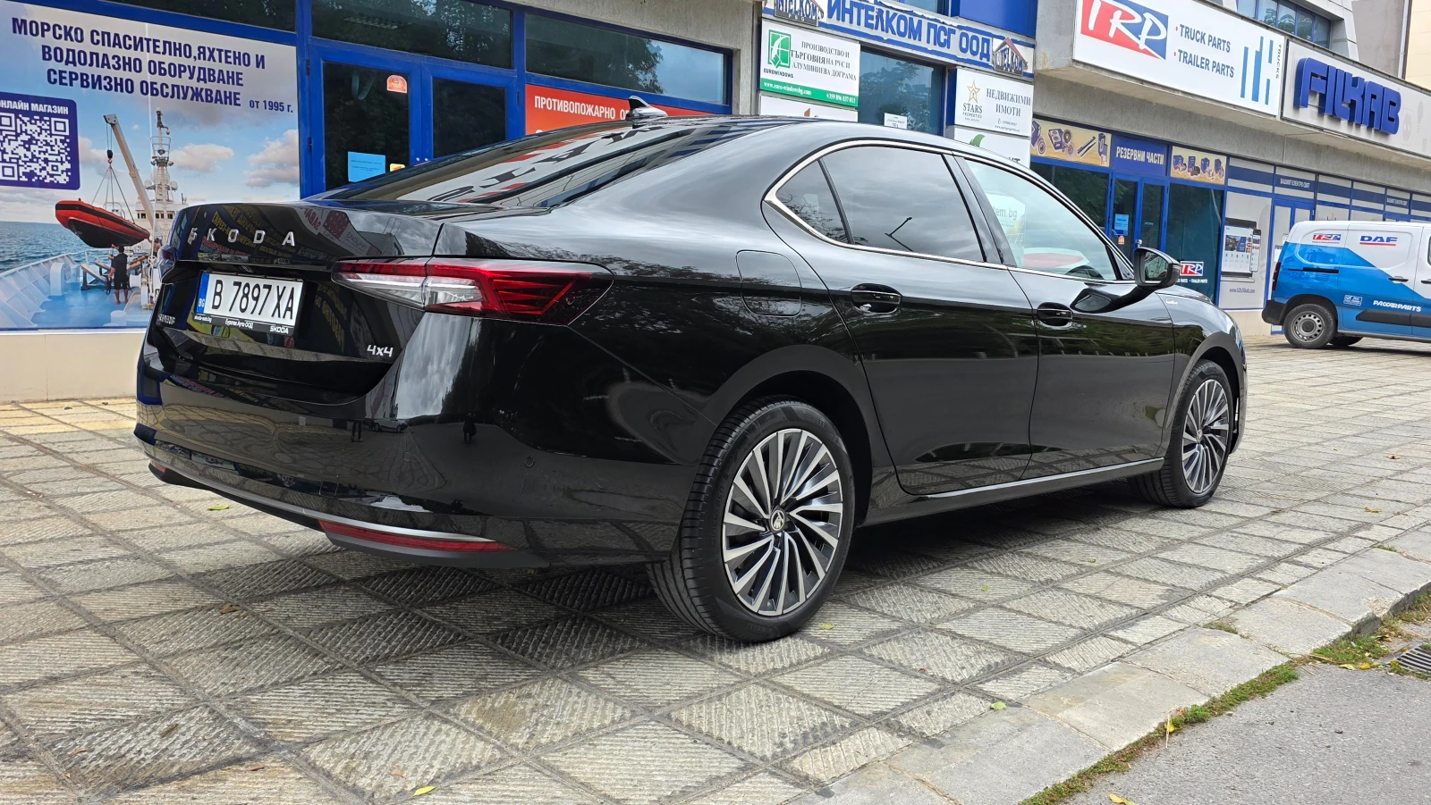 Skoda Superb L&K, снимка 5 - Автомобили и джипове - 56175785