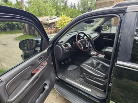Cadillac Escalade ESV 4X4, снимка 8