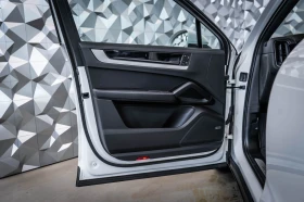 Обява за продажба на Porsche Cayenne E Hybrid Coupe* Bose* Лизинг* Pano ~ 197 880 лв. - изображение 6