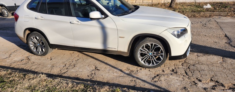 BMW X1 2.3, снимка 2 - Автомобили и джипове - 46408776