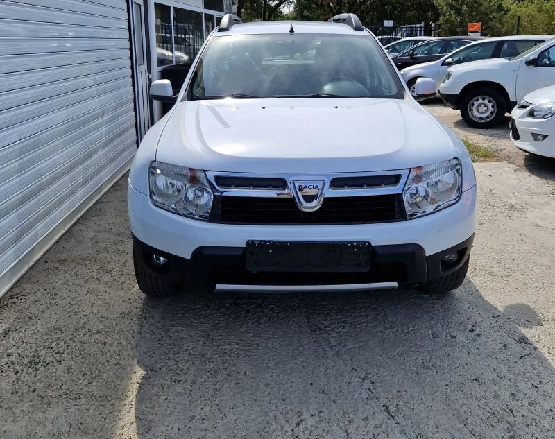 Dacia Duster 1.6i Газ, снимка 2 - Автомобили и джипове - 47031801