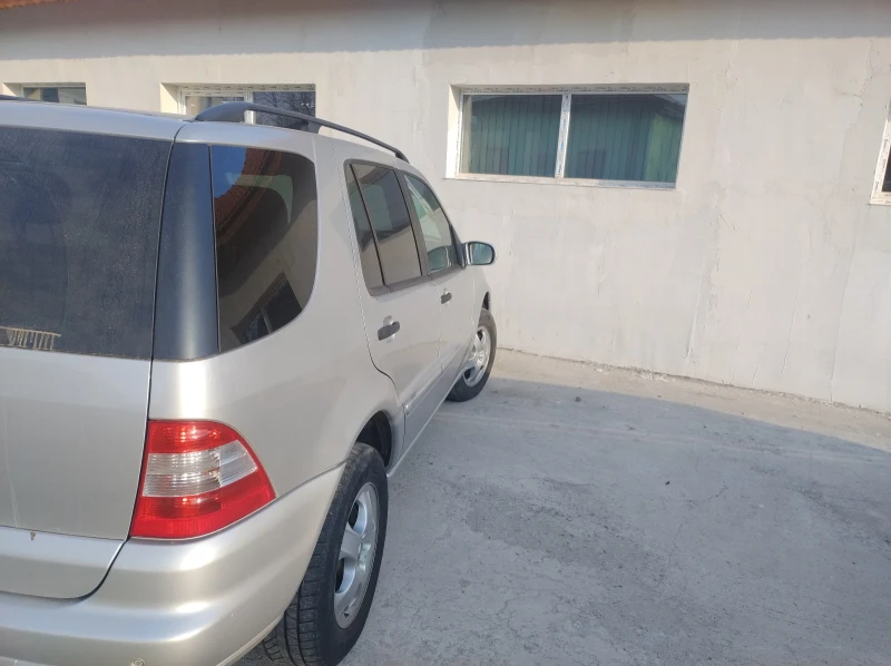 Mercedes-Benz ML 2.7CDI, снимка 3 - Автомобили и джипове - 49277008