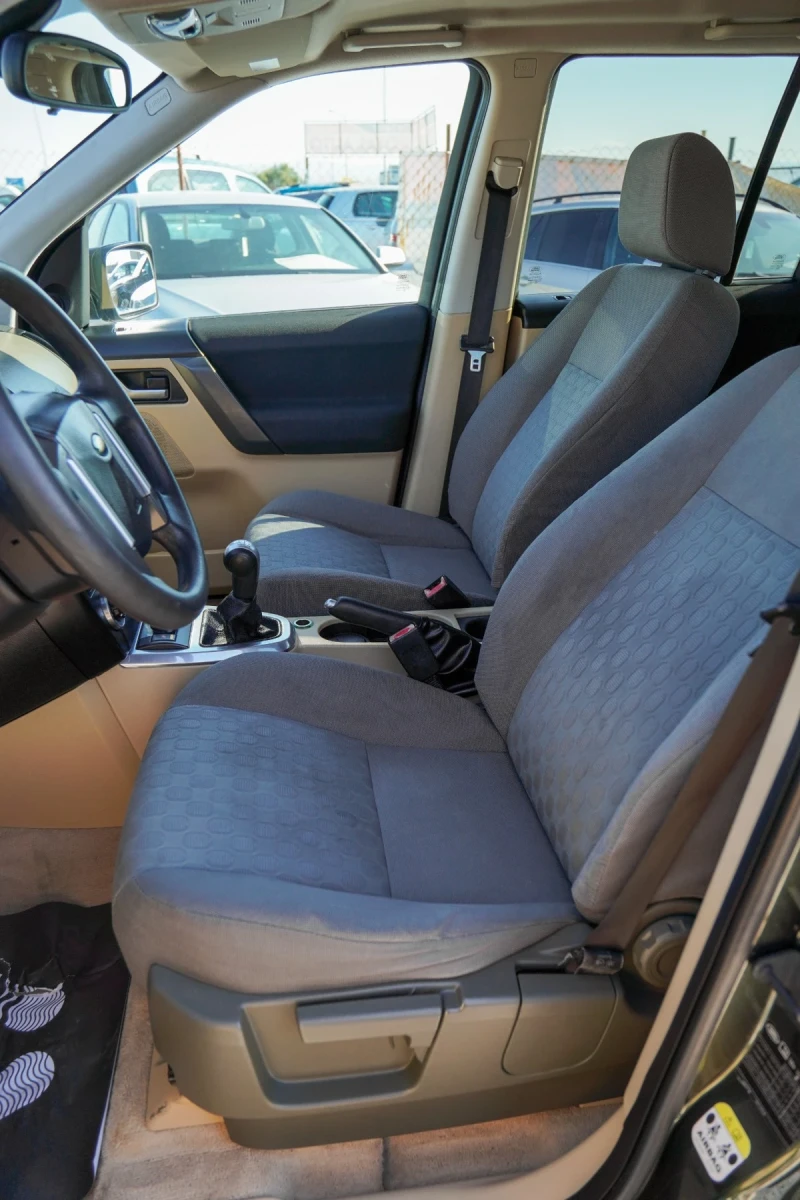 Land Rover Freelander 2 2.2D ПЕРФЕКТЕН ЛИЗИНГ!, снимка 11 - Автомобили и джипове - 51590858