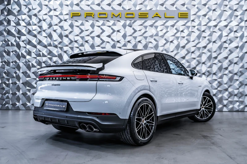 Porsche Cayenne E Hybrid Coupe* Bose* Лизинг* Pano, снимка 4 - Автомобили и джипове - 51817745