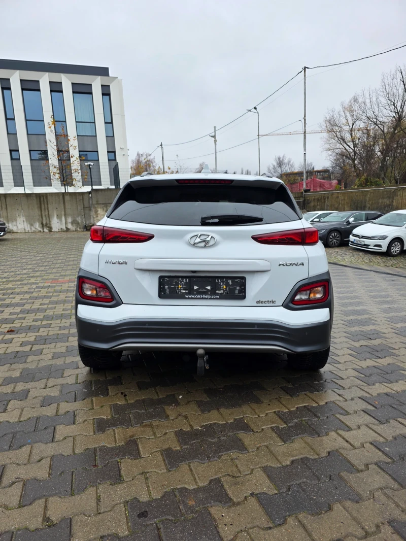 Hyundai Kona Бяла Кожа, Всички Екстри, снимка 2 - Автомобили и джипове - 52416973