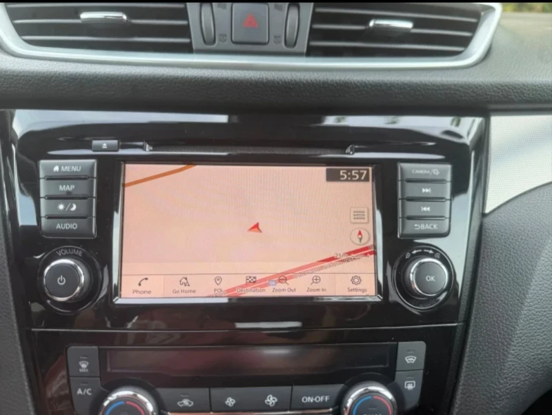 Nissan Qashqai 1.5dci top 158000km., снимка 15 - Автомобили и джипове - 52531270