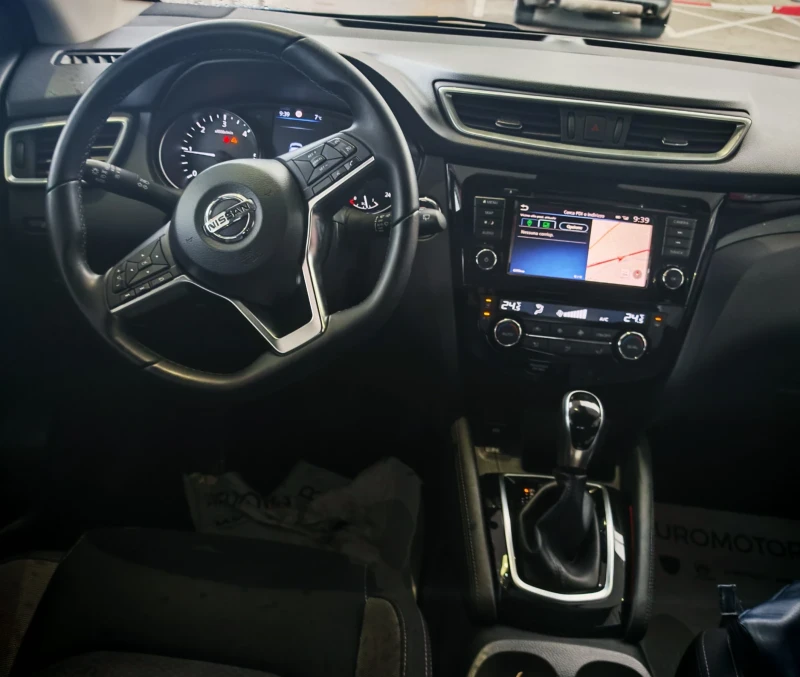 Nissan Qashqai 1.5dci top 158000km., снимка 8 - Автомобили и джипове - 52531270
