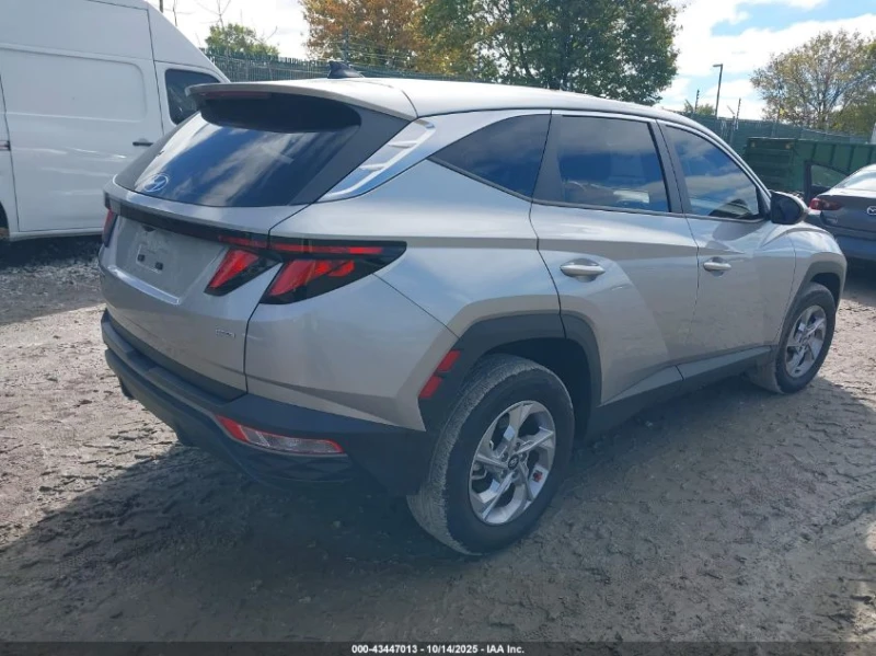 Hyundai Tucson 2.5L I-4 DI, DOHC, VVT, 187HP All Wheel Drive, снимка 9 - Автомобили и джипове - 52956330