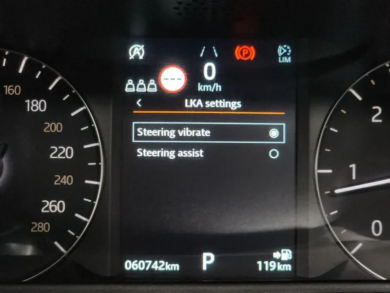 Land Rover Range Rover Velar 2.0 D240 R-Dynamic Se, снимка 15 - Автомобили и джипове - 54515211