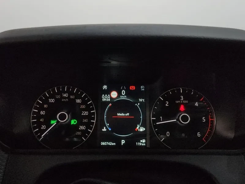 Land Rover Range Rover Velar 2.0 D240 R-Dynamic Se, снимка 8 - Автомобили и джипове - 54515211