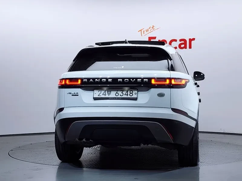Land Rover Range Rover Velar 2.0 D240 R-Dynamic Se, снимка 4 - Автомобили и джипове - 54515211