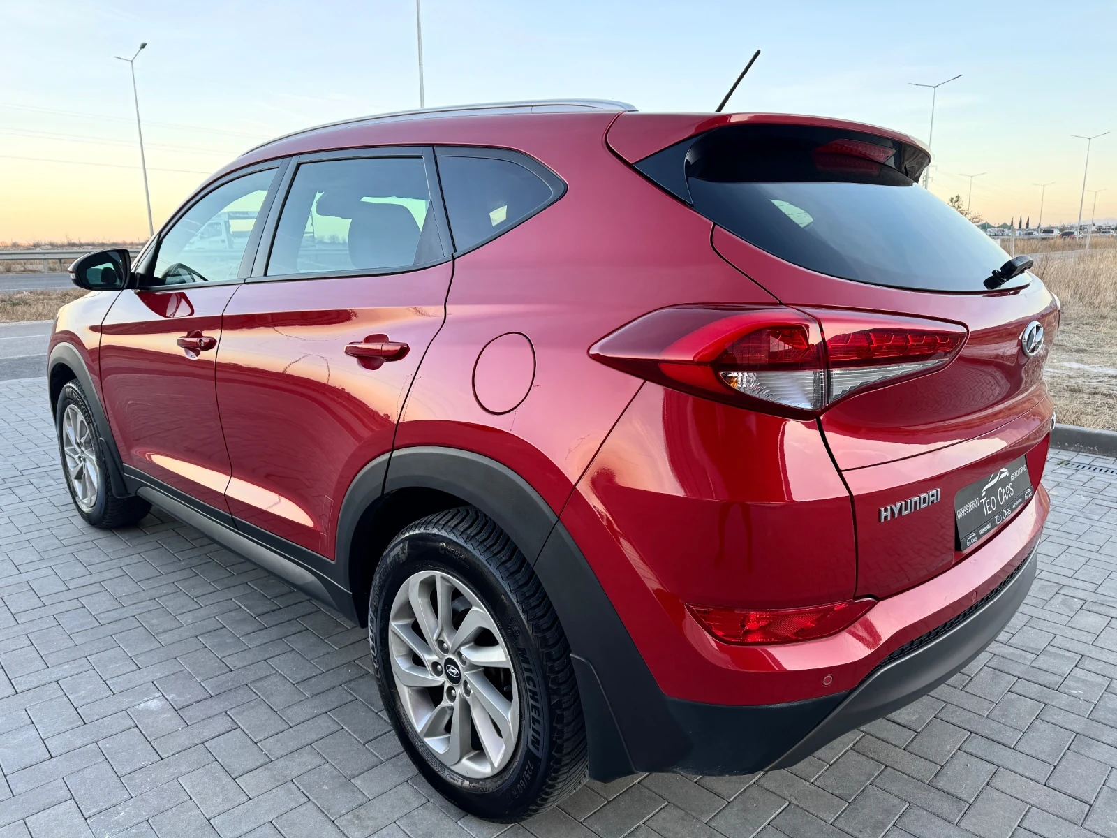 Hyundai Tucson 2.0 CRDi 185к.с Style 4WD / 4X4 / EURO 6  - изображение 5