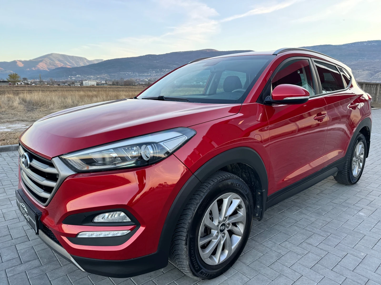 Hyundai Tucson 2.0 CRDi 185к.с Style 4WD / 4X4 / EURO 6  - изображение 3