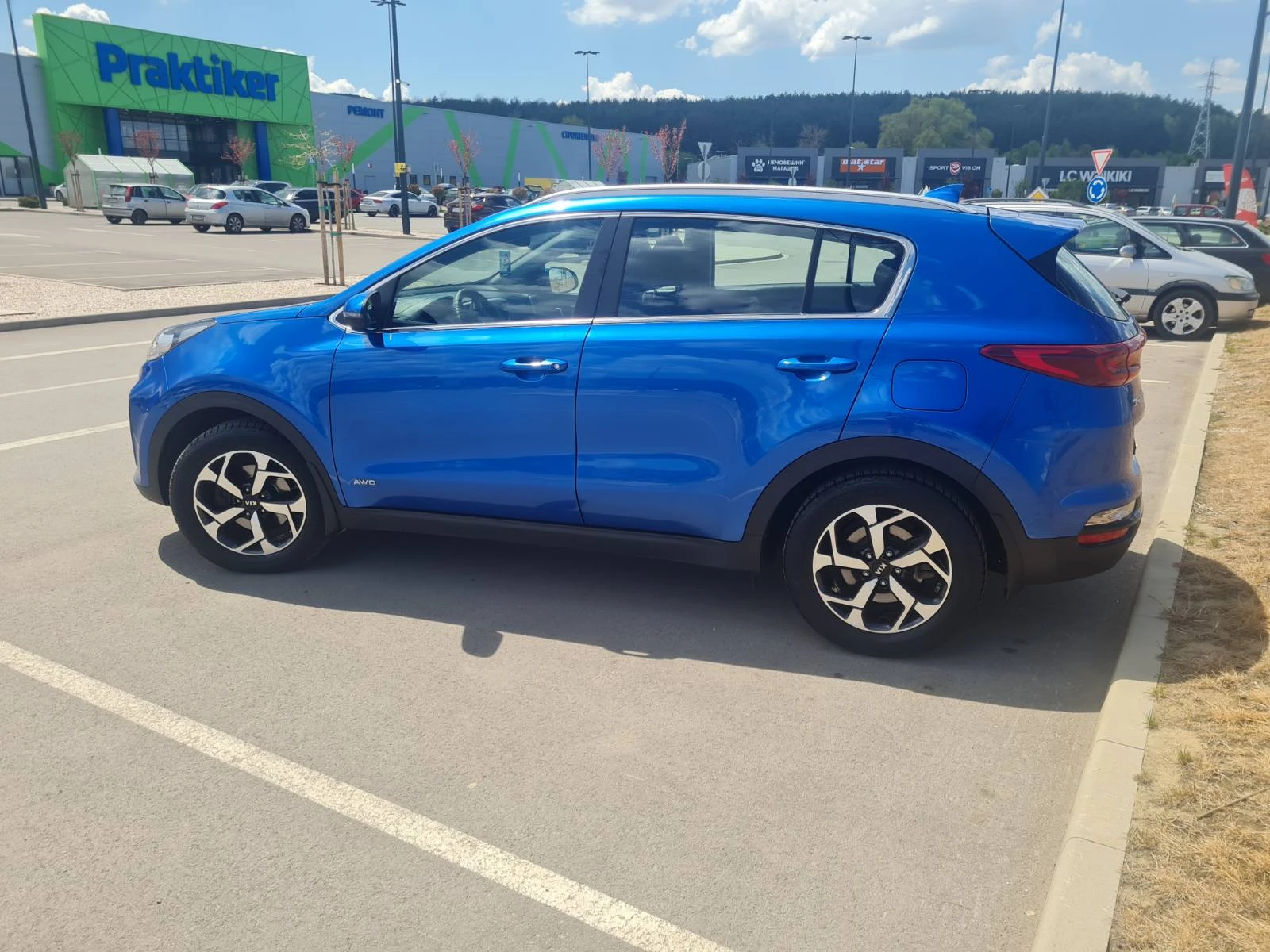 Kia Sportage 1.6 4x4 (Гаранция) - изображение 4