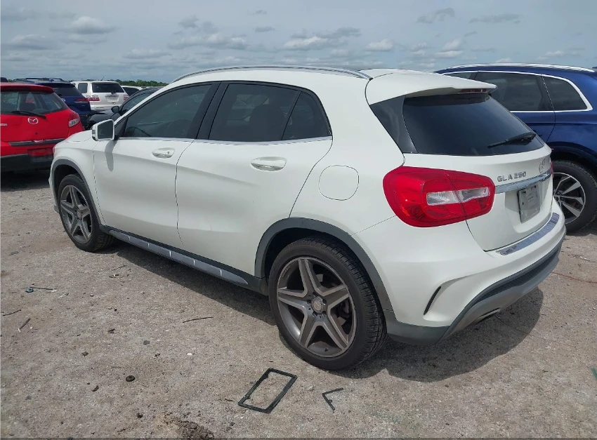 Mercedes-Benz GLA 250 4MATIC* AMG-PACK - изображение 4
